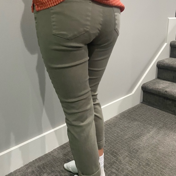 Moss Green Loft Capri Pants - Picture 3 of 6